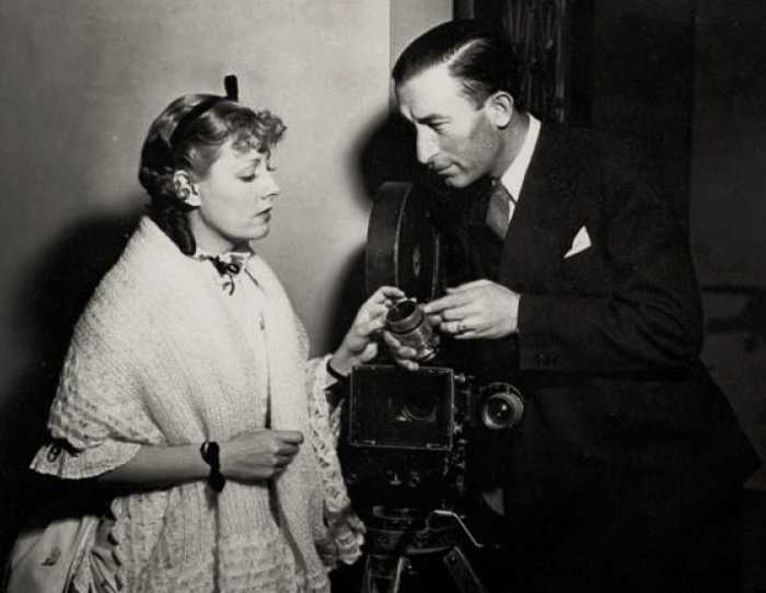 Irene Dunne and John Mescall from the 1936 film adaptation of Show Boat.