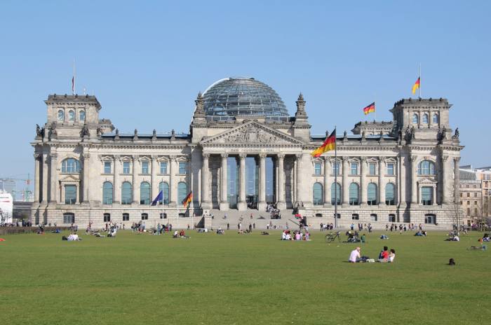 The Reichstag, Berlin Germany, 1884-1894, Paul Wallot, Norman Foster. The Great Buildings Collection: Architecture and Places of the World. “House of the German Parliament, the Bundestag”.