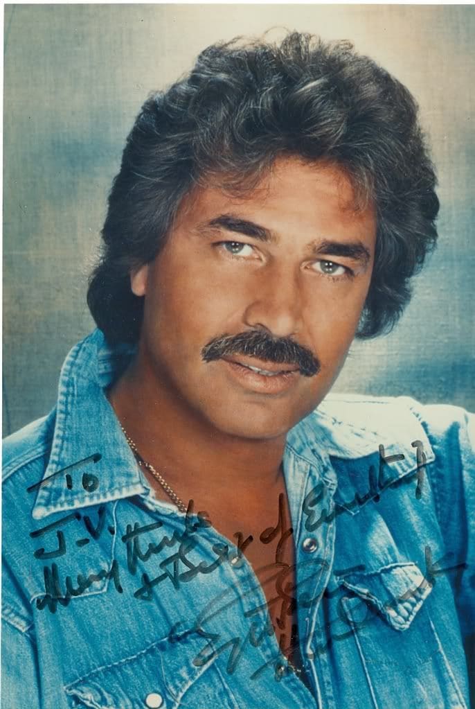 Engelbert Humperdinck -- Where Is He? What Is He Doing Now? - HubPages