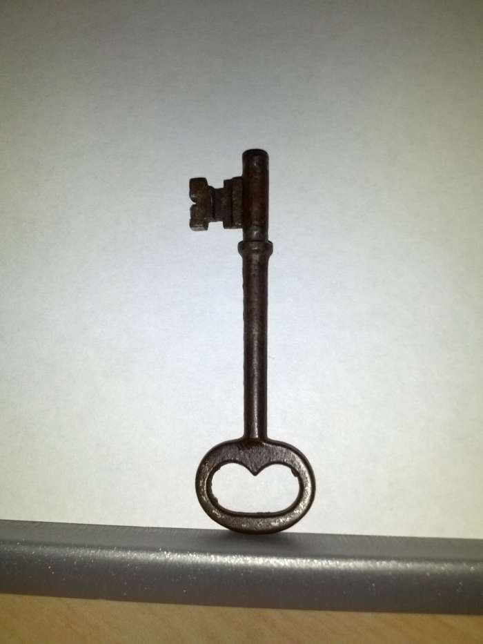 What is the Key to marriage or even a happy and healthy relationship? What is the key to a lasting togetherness? Only the right couple can open that lock together.