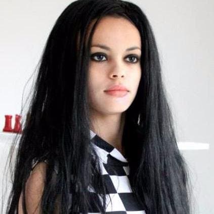 Picture of Ashley Chess Girl. She is very good at chess and does martial arts also. Lots of good things on her Twitter page.