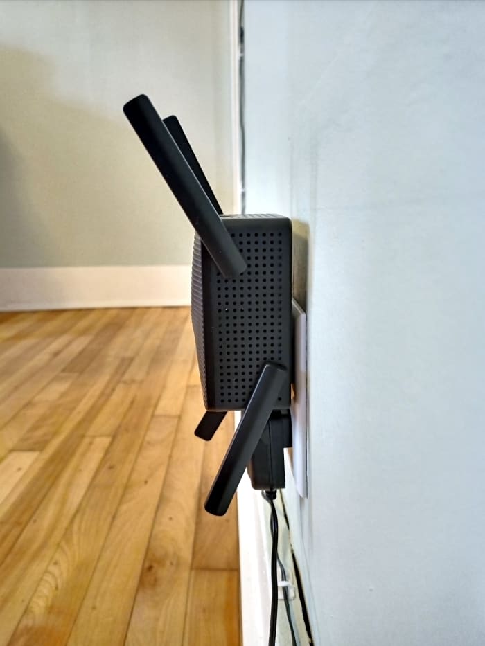 When installed in a two story building, one set of antennae should be pointed upward and one set should be pointed downward