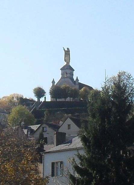 La Bonne Dame Overlooking Argenton Sur Creuse