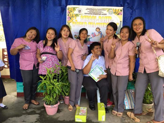 The reading warriors who help the learners in acquiring and improving their reading skills.