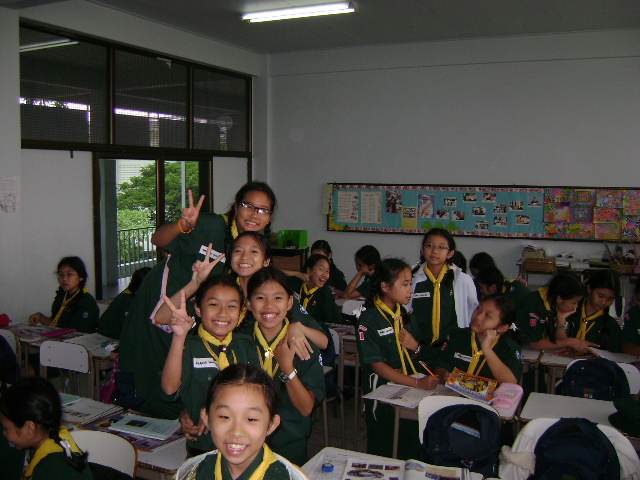 A sixth grade class of EFL students at Saint Joseph Bangna School in Thailand