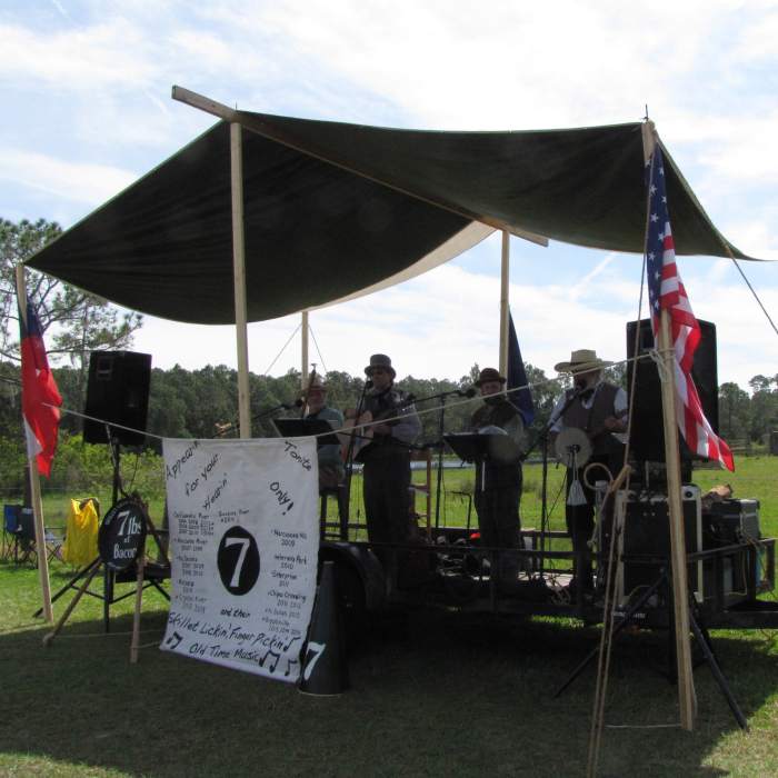The band that played was called 7 Lbs of Bacon Mess Band. Their specialty is Civil War tunes so they played quite a few Stephen Foster songs and well-known songs of the 1860s. They played for a dance in the evening too.