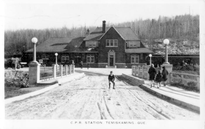 C.P.R. Station, Temiscaming, Quebec Collection Jacques-Poitras