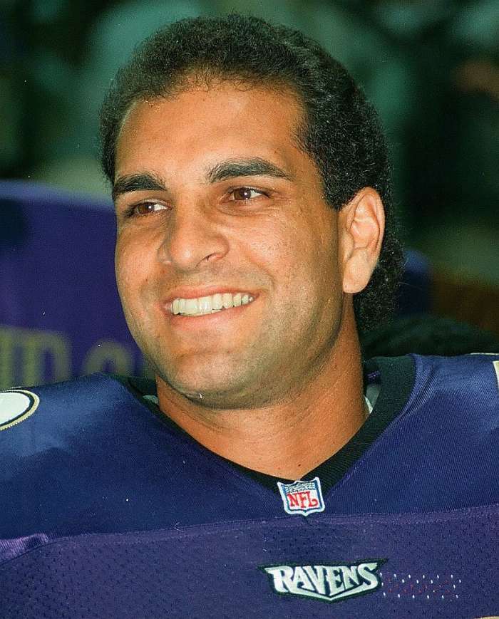 Vinny Testaverde played for seven teams over a 20-year career, but never played for a Super Bowl champion.