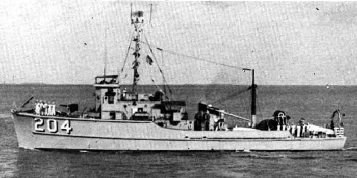 USS Thrush steaming out of Key West, All Hands Magazine 1959