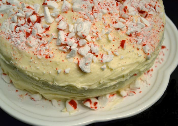 Real butter yields the best taste and texture, but gives frosting a yellow tint. I threw this cake together at the last minute, but next time will plan ahead to have colorless vanilla and icing whitener on hand. (See blue box below.)