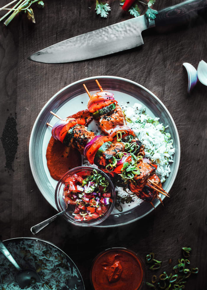 Low-calorie meals only take a little effort. Special thanks to William Choquette for his lovely photo from Pexels.