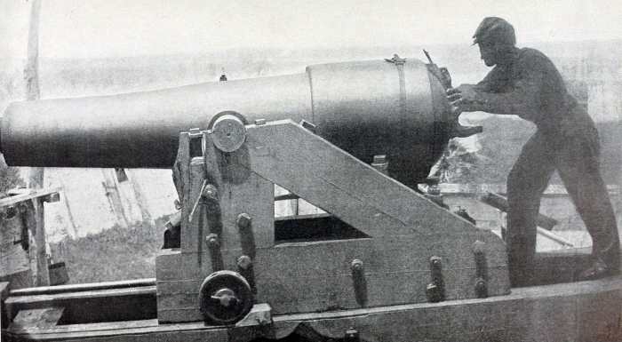 The Confederate artillery piece "Whistling Dick" that helped stop the Union Navy from assaulting Vicksburg from the Mississippi River.