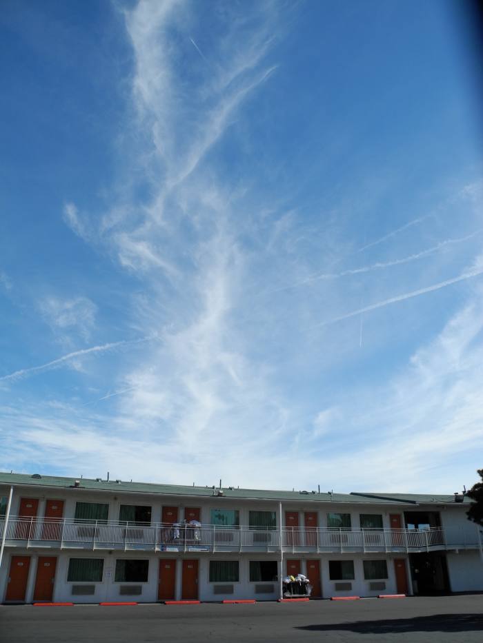 A few minutes later, the photograph above, morphs into this-- with the right wind and atmospheric pressure.