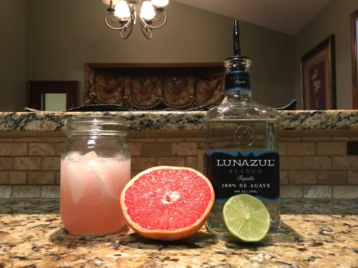 The Perfect Bar Set Gift for Cocktail Enthusiasts (Plus 4 Recipes