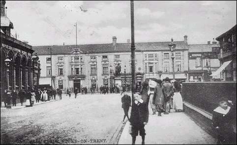Campbell Place, Stoke, 1905. You can see the railings on the right are where the canal comes out from the tunnel under the factory and then goes back underneath Church Street again.