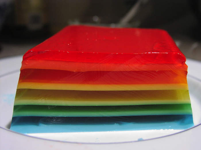 Rainbow jello cut