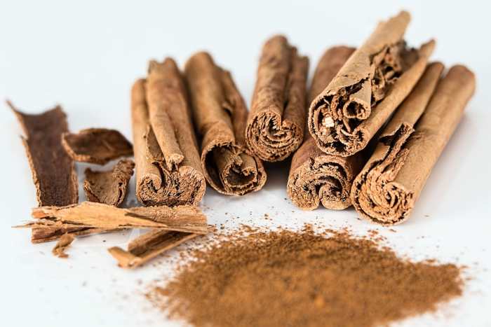 The Sri Lankan government says that “Ceylon cinnamon is thin and papery and forms multiple layers when rolled up.”
