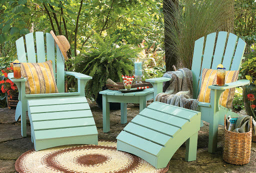 When we first moved into this house five years ago, I painted this group of benches. But, truth be told, they were starting to show their age, so I decided there was no better time than the end of summer to get them back in shape.