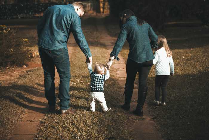 Many families are looking for special ways to commemorate those sweet, wonderful childhood years. Hiring a professional photographer for a family photo session is a popular way to create beautiful memories.