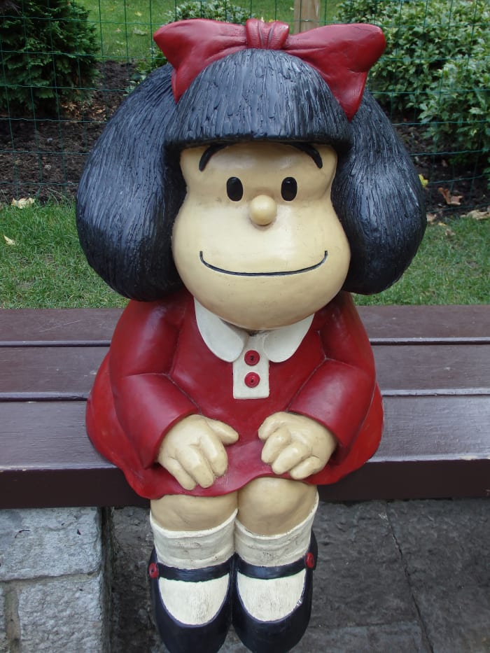 A Mafalda statue at a park in Oviedo, Spain.
