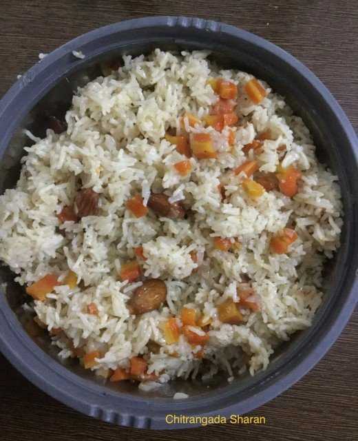 Combine leftover carrots, peas and other vegetables, into the leftover rice, for a wholesome meal. Add butter or cheese, according to your preference.