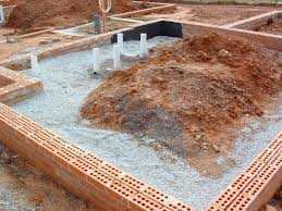 This is a low-set house on concrete floor, the drainage has been done, next it will be back-filled and the soil compacted 50 mm below the concrete floor, then there will be 50 mm of coarse river sand followed by damp course, steel mash and concrete.