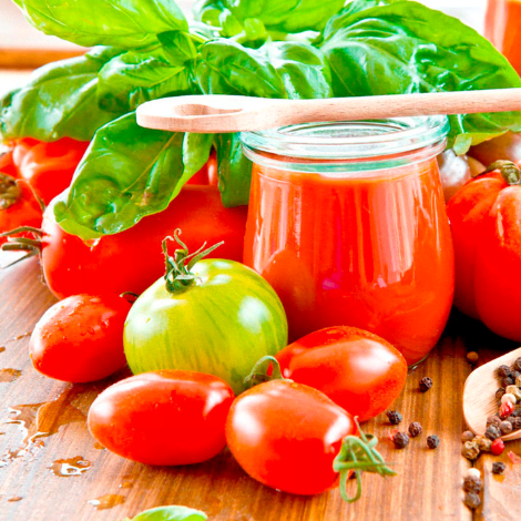 what-are-the-best-tomato-varieties-to-grow-for-making-sauces