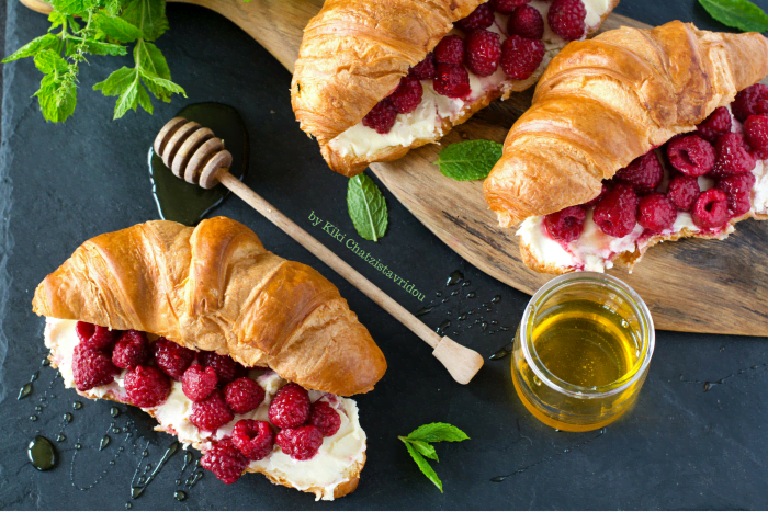 These mouthwatering mascarpone and berry croissants bring brunch to the next level.