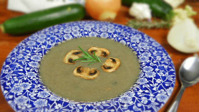 Learn how to a make healthy cream of mushroom soup that is dairy free, gluten free, starch-thickener free, fat free, and 100% plant based!
