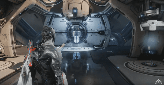 A shot from Tennocon 2019, showcasing the improved lighting, reflections, and shadow effects.