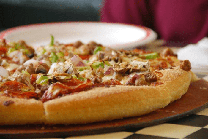 Pizza is a popular food for kids, and crafting pretend pizzas can be an educational and fun art project.