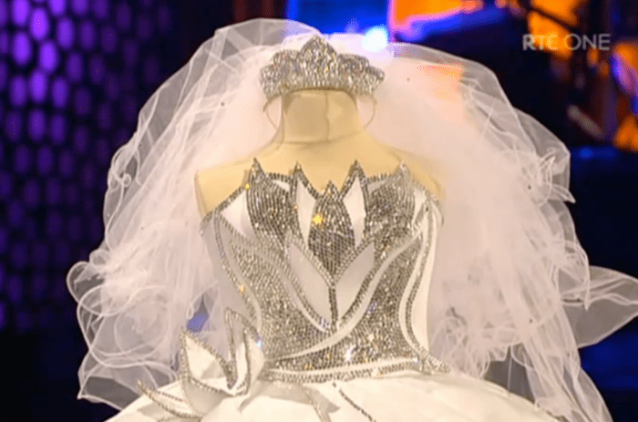 the-worlds-most-unusual-wedding-dresses