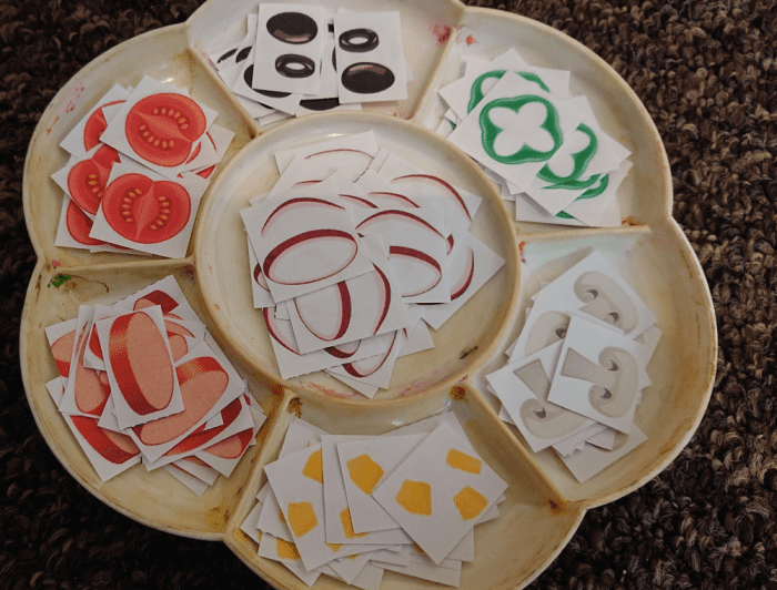 The printable we used can be found at https://www.1plus1plus1equals1.net/2014/05/hi-pizza-man-kindergarten-literature-unit-with-printables/