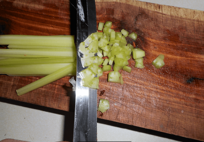 minnesota-cooking-an-easy-way-to-dice-celery-hubpages