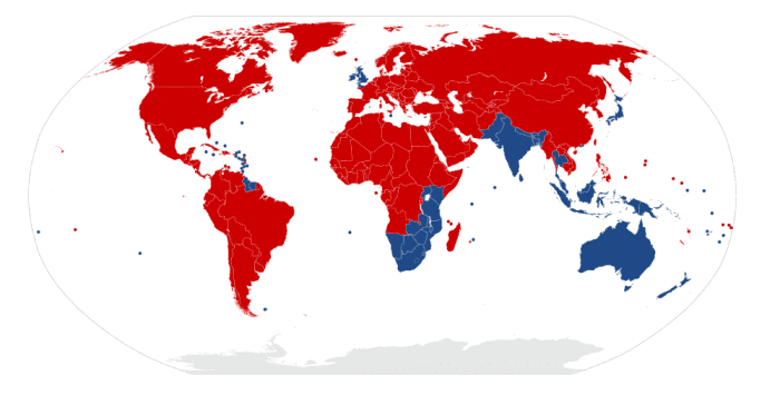 Red colour depicts the countries with right-hand traffic and Blue colour shows the countries with left-hand traffic