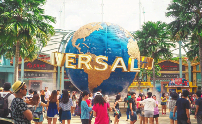 Unfortunately, Florida's many theme parks means that it gets a lot of tourists.