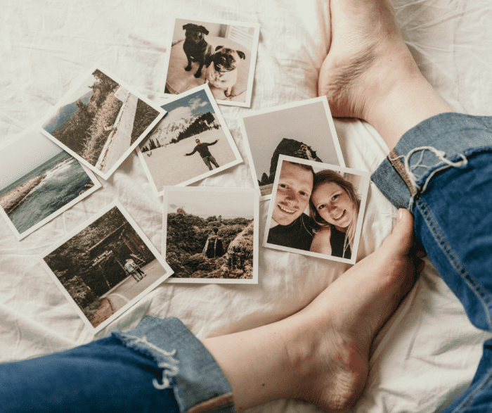 Always work to get to know your girl better—ask her about her favorite memories and share albums of old photos.