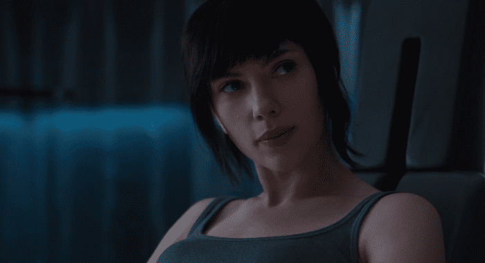 Johansson does what she can but she can't escape the fact that she's supposed to be playing a Japanese character, which hinders her performance.