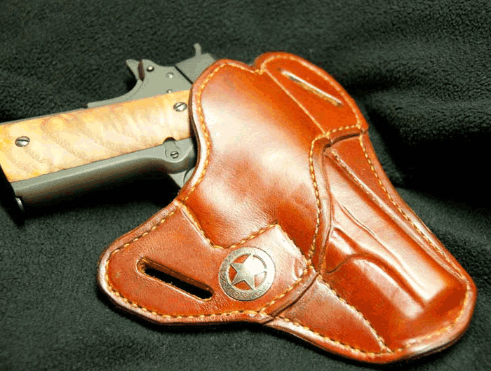 This pancake-style holster is a comfortable way to carry even full-sized pistols, but it lacks any mechanical retention device. According to Hightshoe, it is not a good choice for secure open carry.