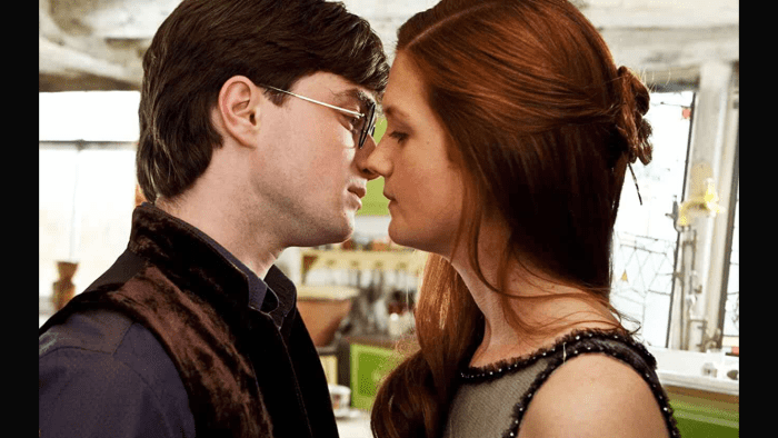 Fortunately, the romance in this movie was very much kept in the background, but every time it got even a little focus, I thought it fell flat.