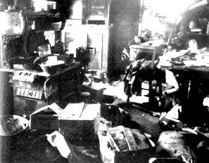 Police Search Ed Gein's Home 