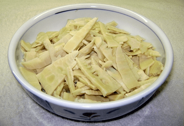 Steamed ryoku-chiku (Bambusa oldhamii) shoots