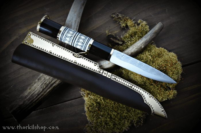 Norse version of the Seaxe with 'Damascus' blade and metal edged sheath - original Saxon blades had notches on the underside (see Saxon coats of arms, Essex, Middlesex etc)