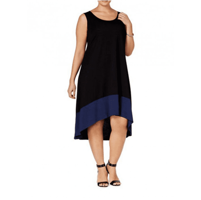 Sleeveless dress with A-line silhouette, colorblocking and high-low hem. The stylish hemline emphasizes the legs.