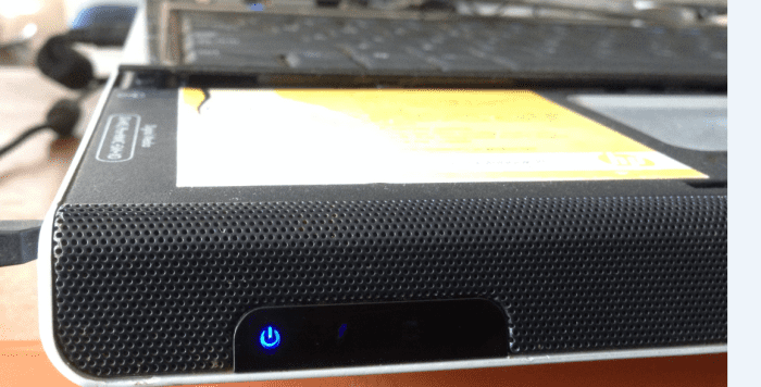 The power light signal in an HP laptop. Missing HDD light signal at boot up should indicate some power up problem