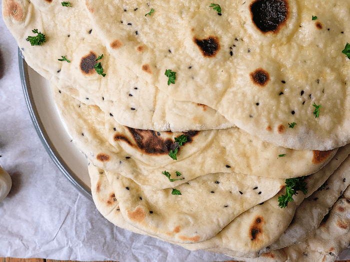 Easy Vegan Garlic Naan Bread Recipe Delishably