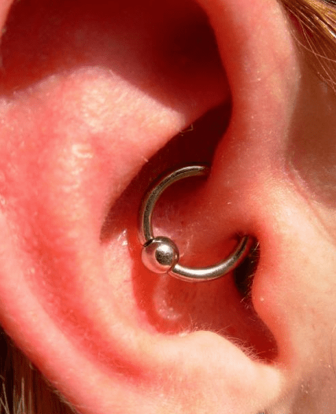 guide_to_ear_piercings_definitions__diagrams