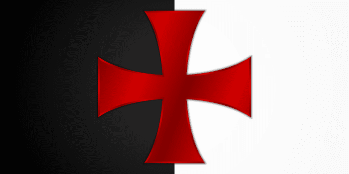 The double cross line in Oreo stands for Cross of Lorraine. This cross was an important symbolism and served as a rallying point to crush the Muslims during the First Crusade in the 11th century