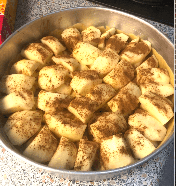 Sprinkle with cinnamon. Cut two passionfruit up if desired and sprinkle the fruit on top too. (optional)
