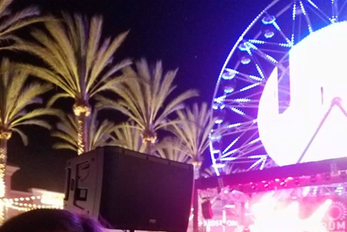 Pop star Alessia Cara performed a 5 song set live at the Irvine Spectrum in August 2016 in front of the Giant Wheel